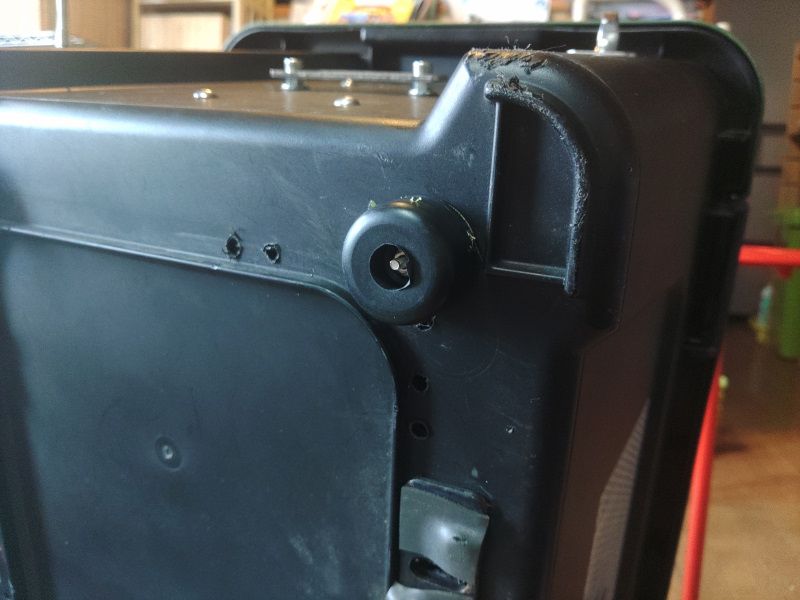 �z���Z�����ɃS���r��t����