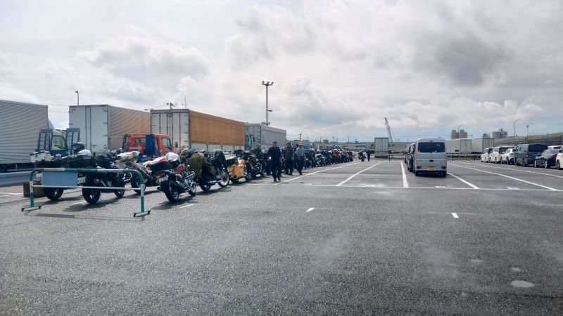 ��D�҂��̃o�C�N�̗�